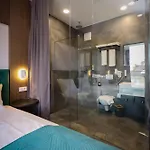 Hotel B-chill