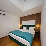 B-chill Hotel 4*