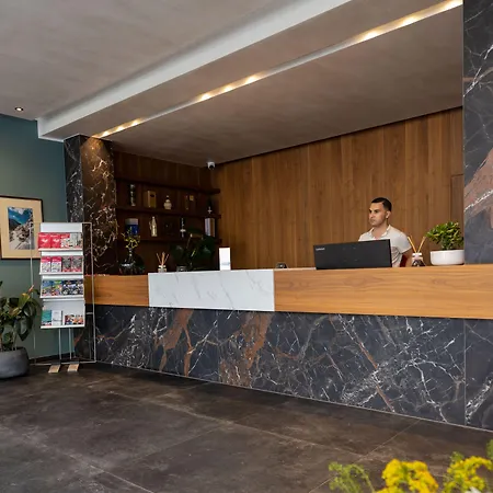 B-chill Hotel 4*
