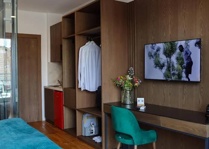 B-chill Hotel Kolonia