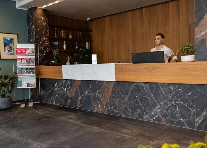 B-chill Hotel Kolonia